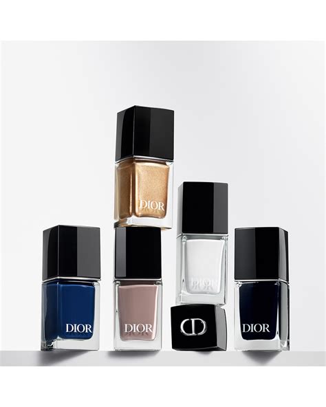 dior nagellak zomer 2018|Dior Vernis: glanzende nagellak & langhoudend gel effect .